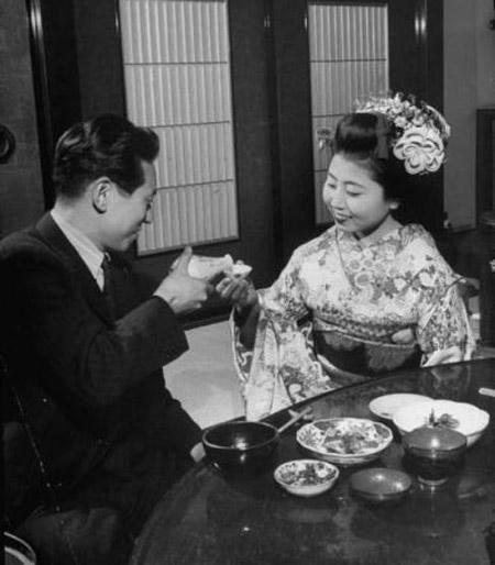 Kỹ nữ Nhật - Nghề chơi cũng lắm công phu