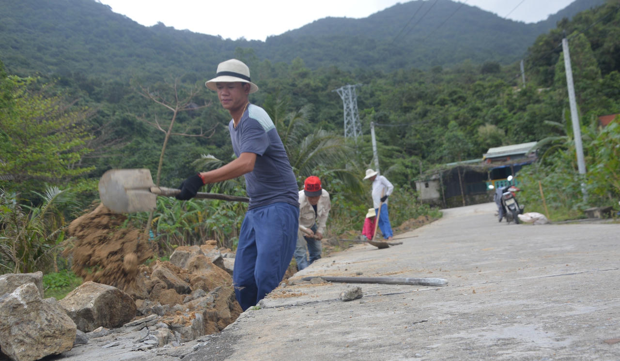 Máu và nước mắt trong hành trình khai hoang, mở cõi Hòn Lao