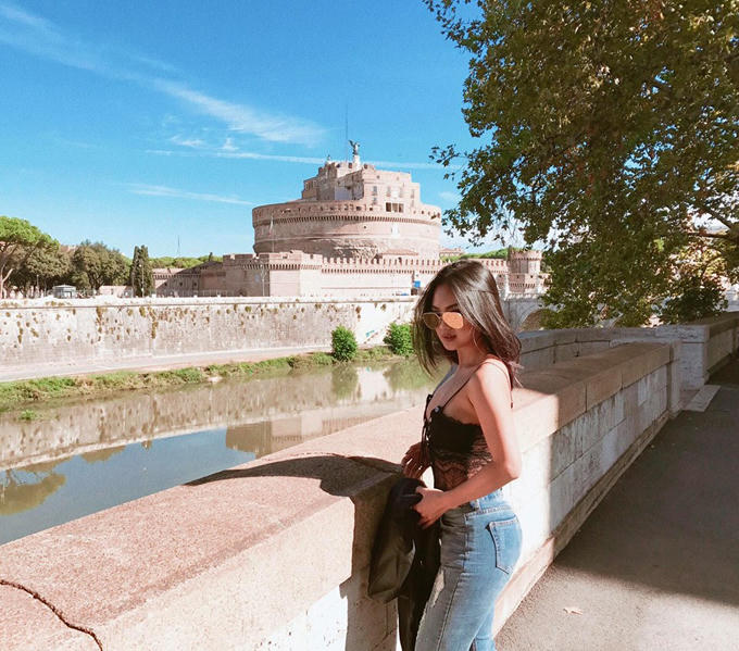 chuyen-di-chau-au-sang-chanh-nhung-dang-tien-cua-nang-nam-lun-sexy-27