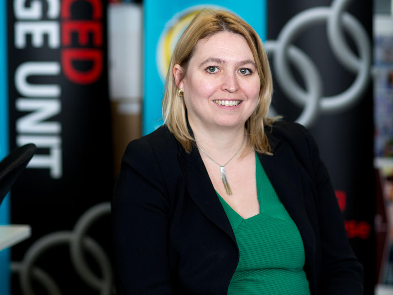 Anh đề xuất đánh thuế các trang mạng xã hội