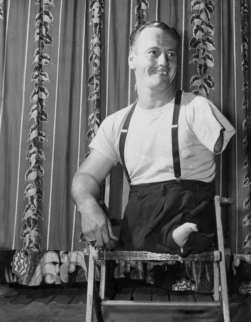 Chuyện những dị nhân khuyết tật làm điều phi thường trên thế giới