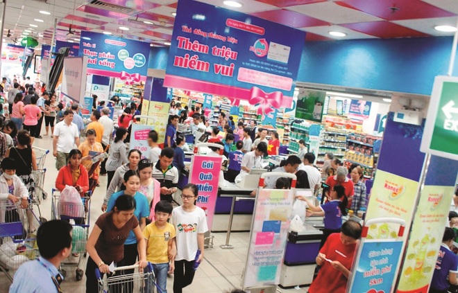 Hàng hiệu hay hàng giảm giá, đâu là thói quen tiêu dùng thông minh?