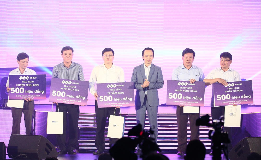 FLC ủng hộ đồng bào lũ lụt Thanh Hóa 2,5 tỷ đồng thông qua “Đêm tự tình”