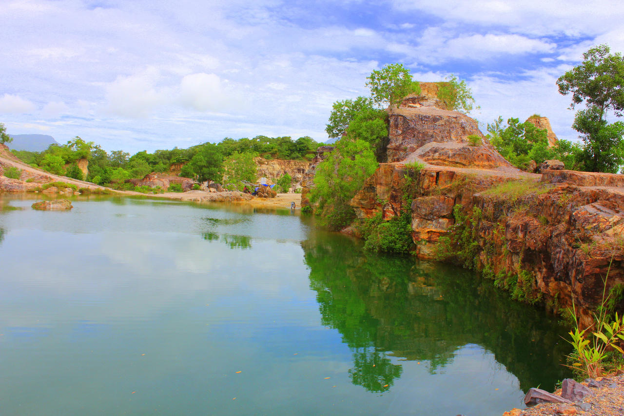 Chiêm ngưỡng hồ Tà Pạ đẹp 'mê hồn'