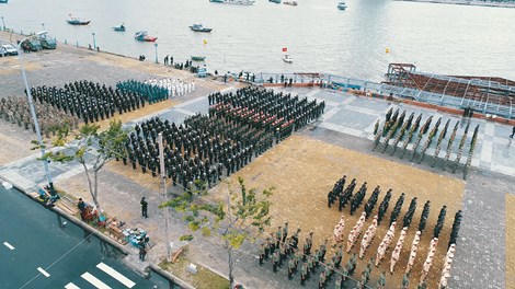 'Nín thở' ngắm lực lượng bảo vệ an ninh APEC 'trổ tài' trước Thủ tướng