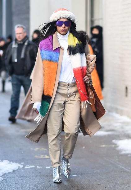 Sành điệu như Fashionista thứ thiệt cùng giày bốt cao gót