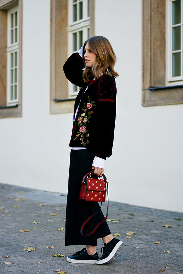 nhung-kieu-ao-khoac-phu-hop-voi-xu-huong-thu-dong-2017-10