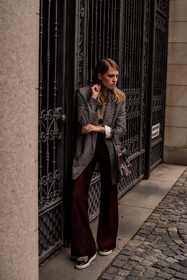 nhung-kieu-ao-khoac-phu-hop-voi-xu-huong-thu-dong-2017-1