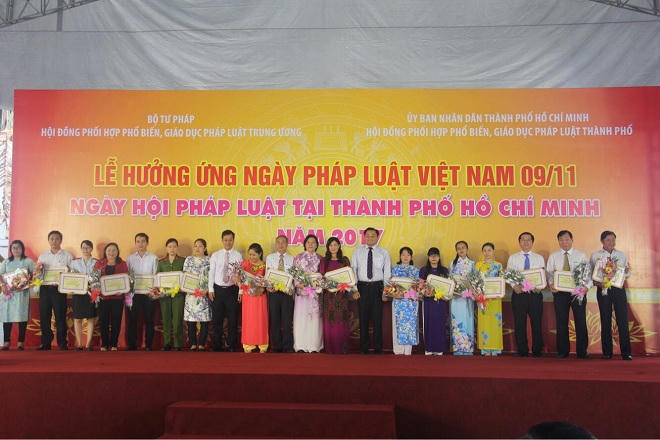 TP.HCM:  Nhiều mô hình mới, cách làm hay, sáng tạo hưởng ứng Ngày Pháp luật Việt Nam