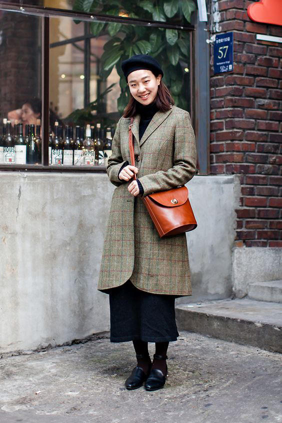 Hoc bi quyet dien trang phuc mua lanh nhu gioi tre Han Quoc hinh anh 2