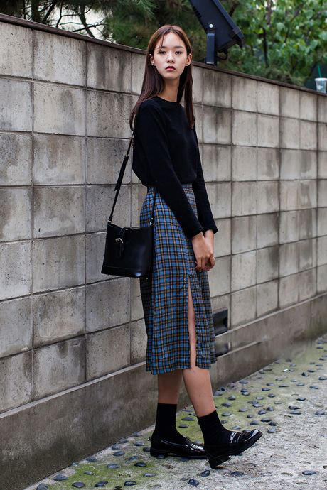 Hoc bi quyet dien trang phuc mua lanh nhu gioi tre Han Quoc hinh anh 7