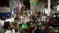 Pakistan: Cựu Thủ tướng Nawaz Sharif tiếp tục hầu tòa