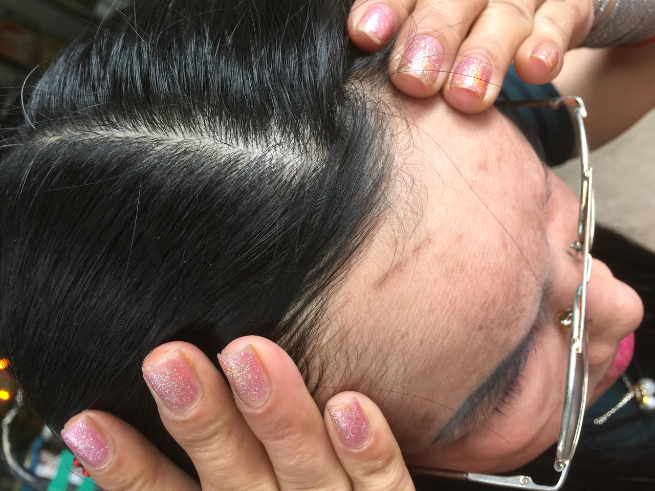 Nghi án cô hàng nước đơn thân bị ông hàng xóm cưỡng bức giữa ban ngày