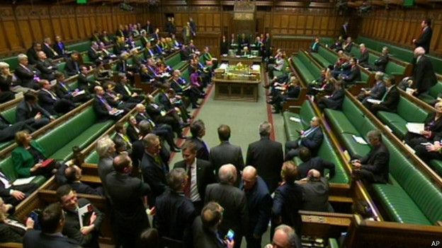 Chính trường Anh ngổn ngang giữa sóng gió