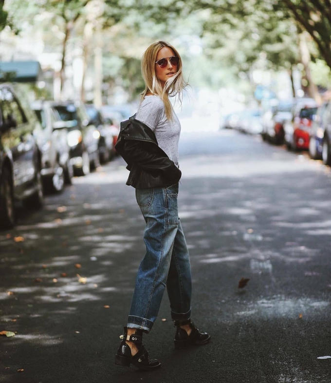 Street style cá tính của bà mẹ hai con người Hà Lan