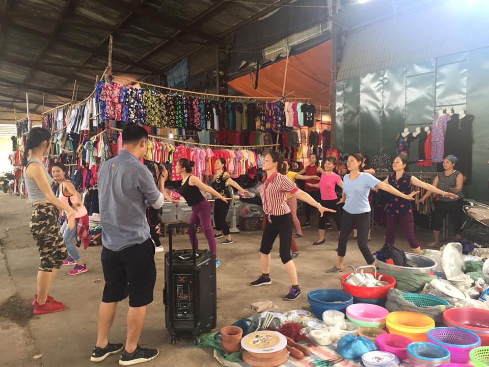 Chuyện về những người đàn bà ghi ở chợ Bãi Đá