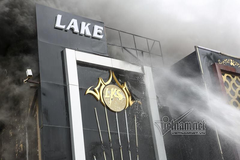 cháy,cháy quán karaoke