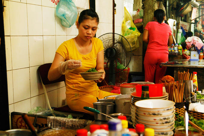 Ba món ngon cho bữa trưa lang thang phố cổ Hà Nội