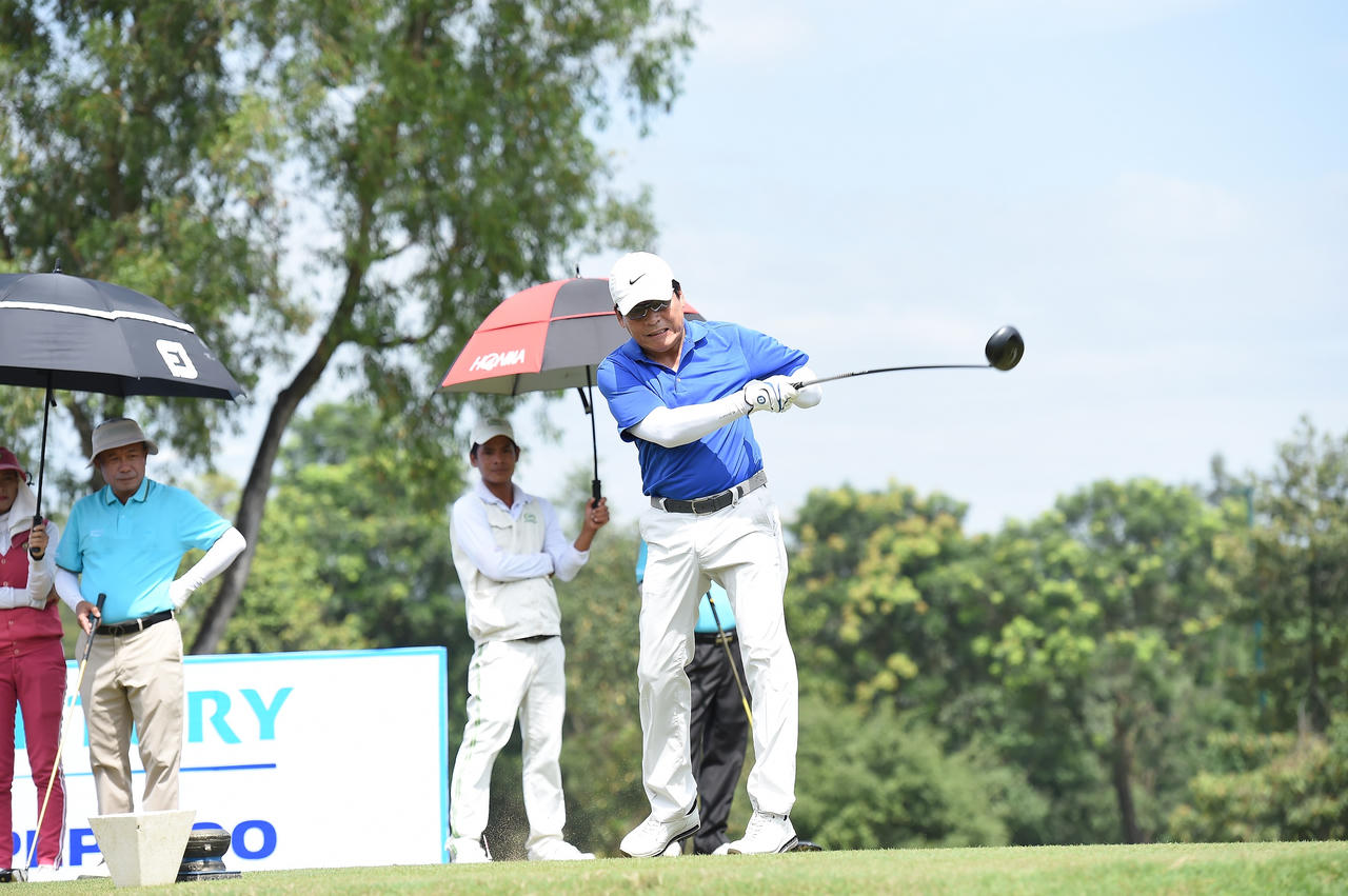 825 triệu đồng gây quỹ được trong giải gôn hữu nghị Suntory Pepsico lần thứ 15-2017