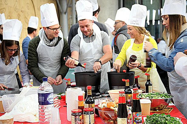 Từ công chúa thành nhà từ thiện số 1 nước Anh