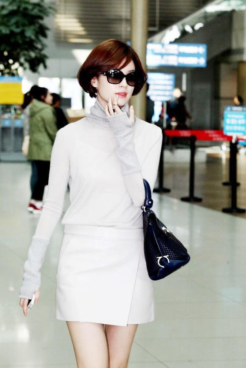 Gu thời trang biến hóa của 'Mỹ nhân cười đẹp nhất Hàn Quốc'