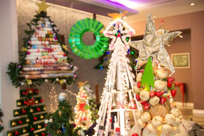 Những cây thông Noel độc và lạ ở Việt Nam