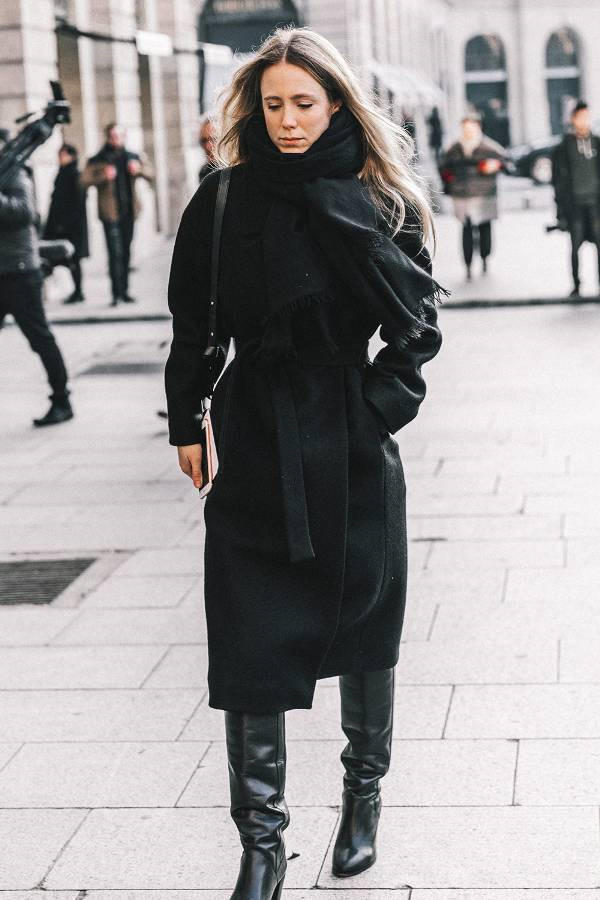 Cach phoi do nang tam trang phuc mua dong hinh anh 10