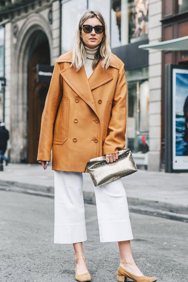 Cach phoi do nang tam trang phuc mua dong hinh anh 1