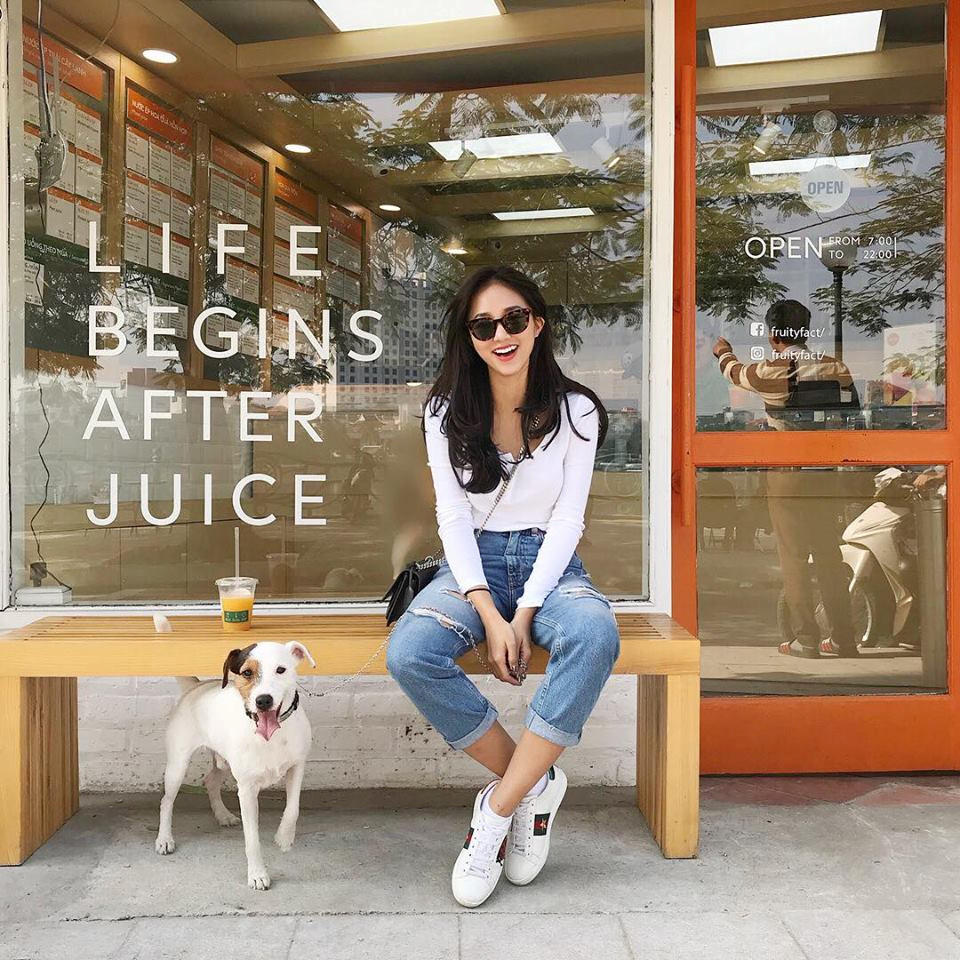 Nguoi dep Viet sanh dieu xuong pho tuan qua hinh anh 3