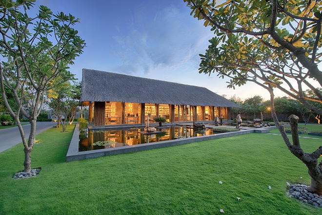 Naman Retreat nhận liên tiếp 2 giải thưởng quốc tế lớn