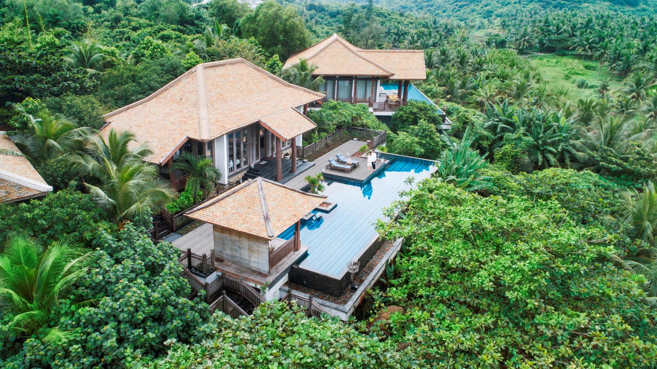 Những giải thưởng cao quý nhất của World Travel Awards 2017 dồn dập trao cho Việt Nam