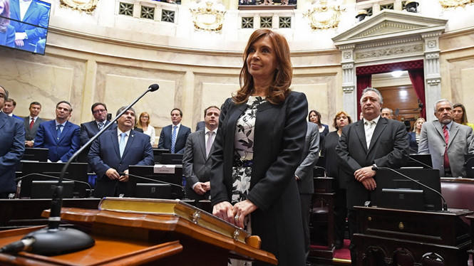 Argentina: Cựu Tổng thống Cristina Kirchner bị bắt