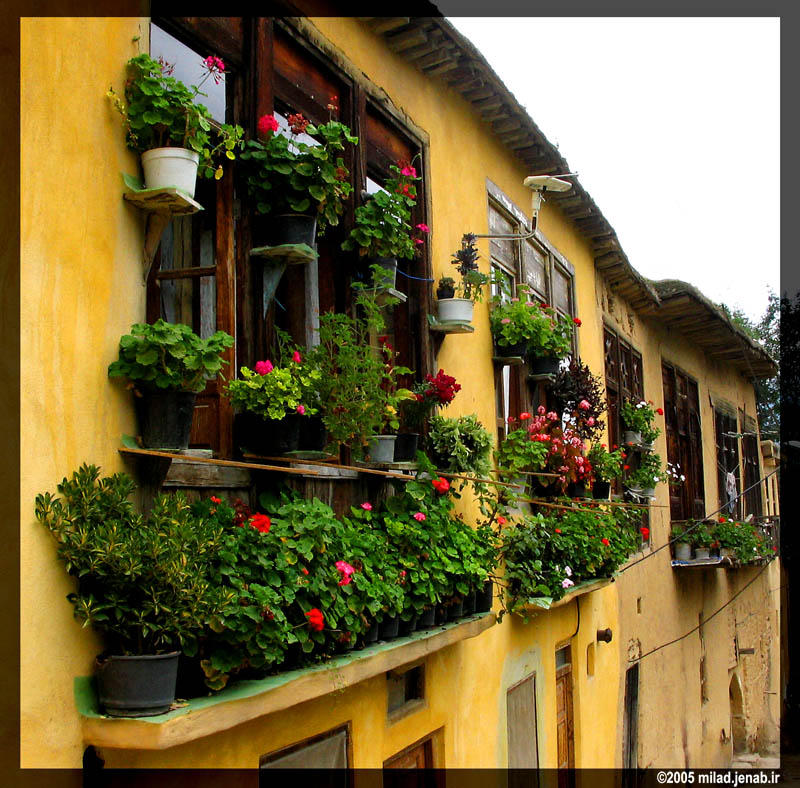 Chuyện ngôi làng “không mái” ngàn năm tuổi ở Iran