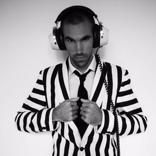 Giới trẻ Đà Nẵng rủ nhau check-in đêm Giáng sinh pha lê lộng lẫy ở SKY36