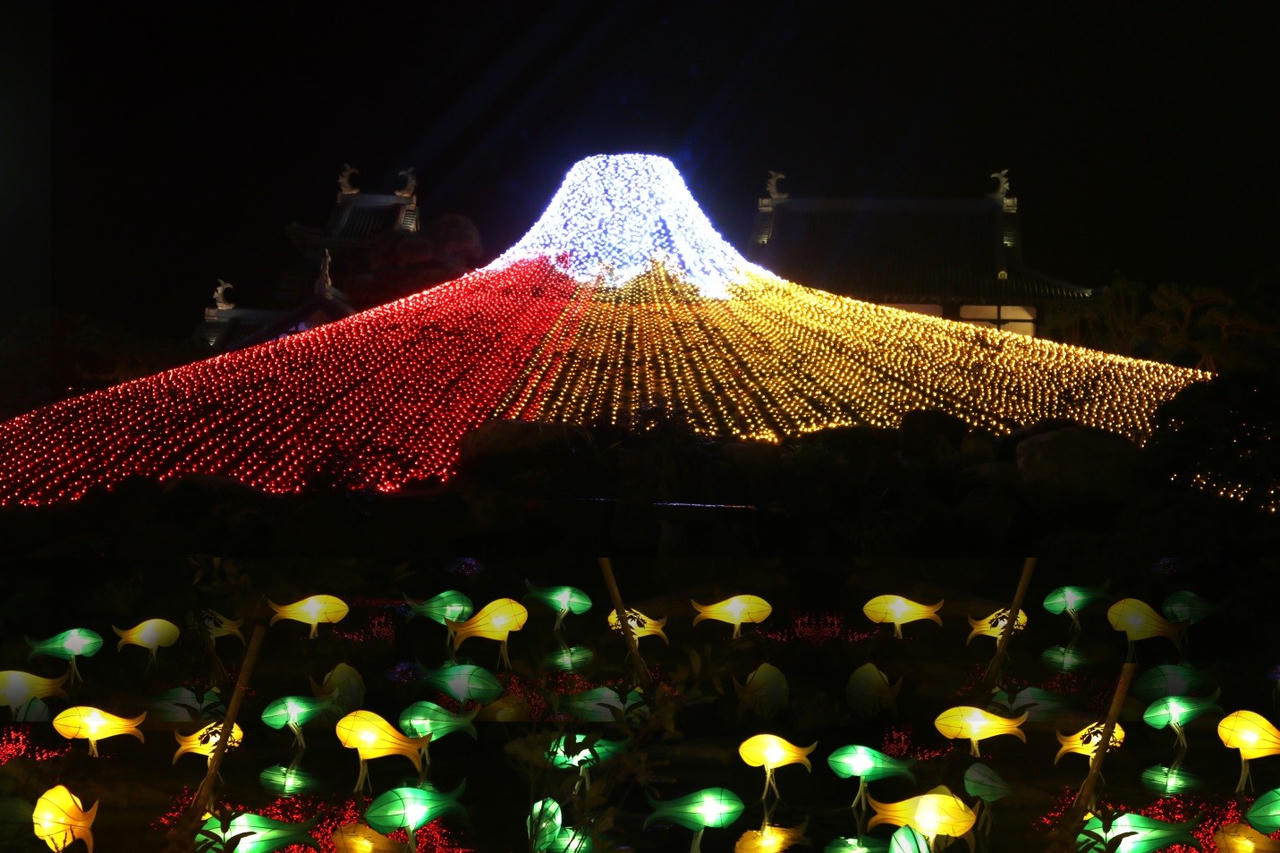 Check-in điểm đến Giáng sinh đẹp nhất ba miền 