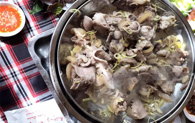 chuyen-di-da-lat-ngap-trong-do-an-cua-vo-chong-le-thuy-8