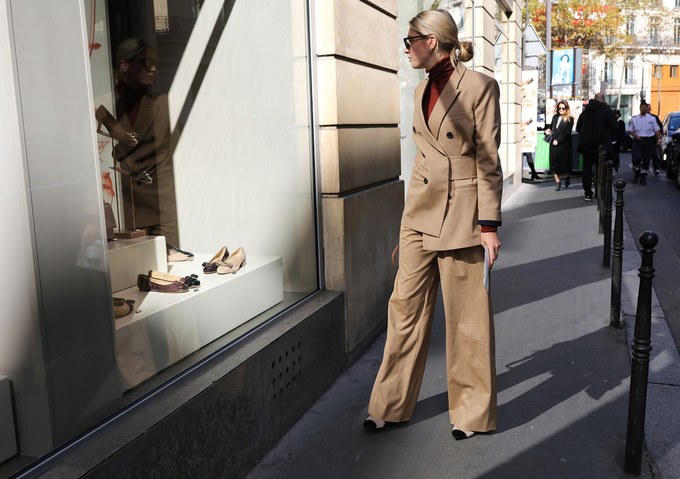 12 trào lưu mốt thống trị đường phố năm qua