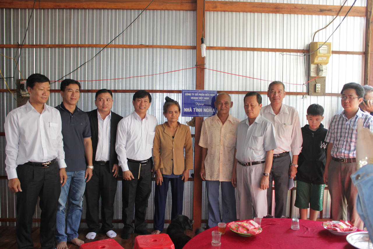 Vedan tặng 2 nhà tình nghĩa cho hộ gia đình chính sách ở Đồng Tháp