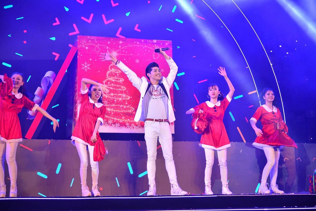 Đại tiệc giáng sinh “Đỉnh - Chất - Tuyệt” tại công viên ven sông lớn nhất Sài Gòn