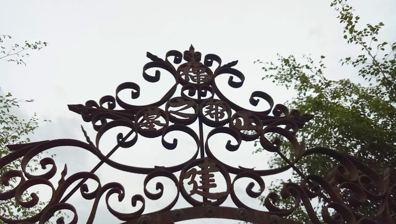 Khám phá quần thể mộ cổ hoành tráng ít người biết ở miền Tây