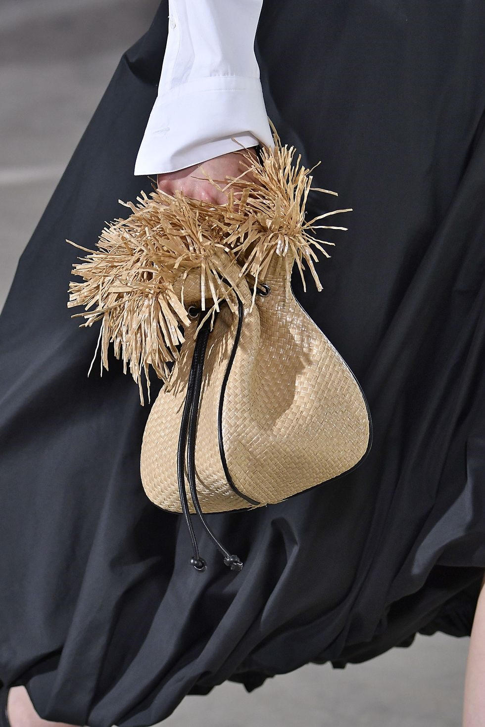 Kieu dang tui xach nao se len ngoi nam 2018? hinh anh 5