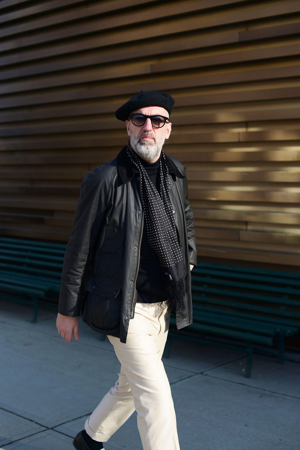 Nhung cu ong sanh dieu nhat tuan le thoi trang thu dong 2018 hinh anh 3