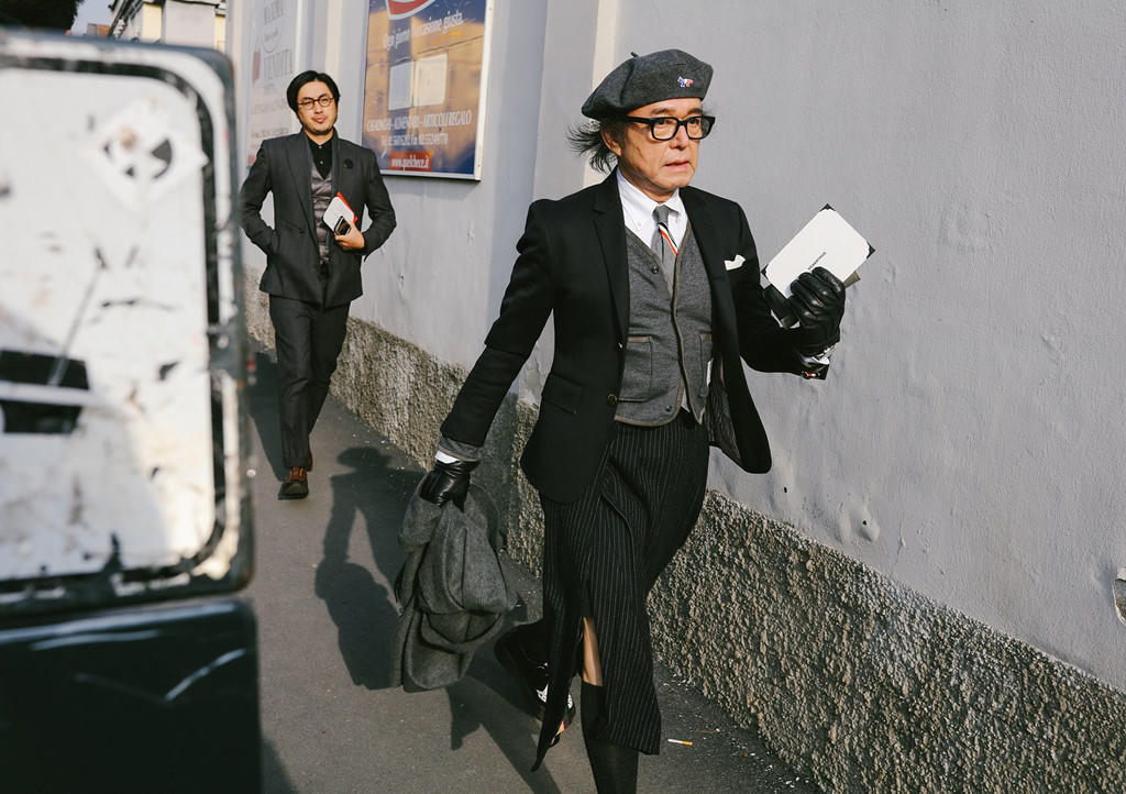 Nhung cu ong sanh dieu nhat tuan le thoi trang thu dong 2018 hinh anh 6