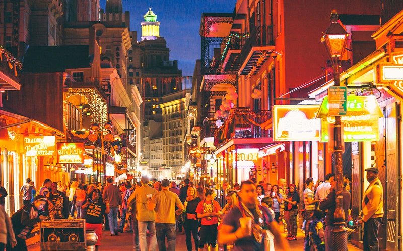 15 địa điểm du lịch hấp dẫn nhất mà bạn nên đi trong tháng 2