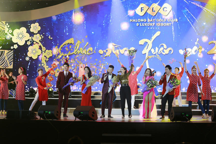 Hồng Nhung, Thu Minh 'đốt cháy' sân khấu FLC Hạ Long 