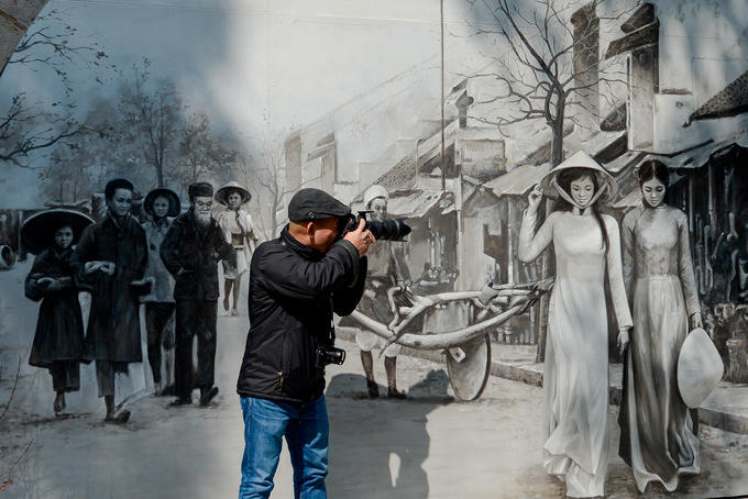 Phố bích hoạ Phùng Hưng - điểm hẹn mới cho dịp Tết ở thủ đô