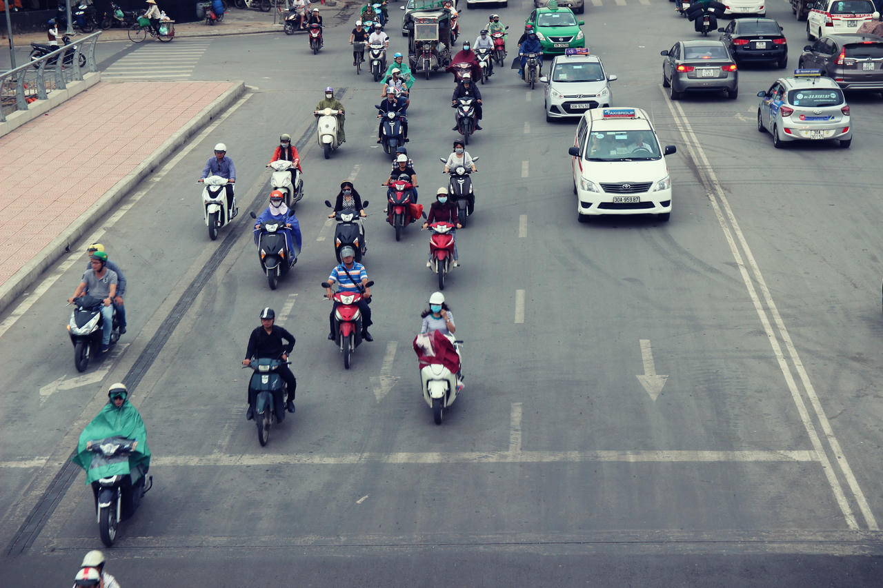 Sắc màu mùa đông trên phố phường Hà Nội