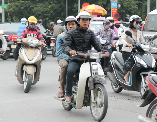 Sắc màu mùa đông trên phố phường Hà Nội