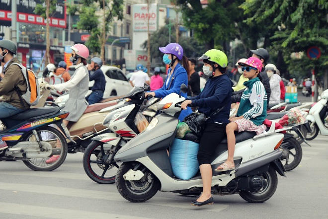 Sắc màu mùa đông trên phố phường Hà Nội