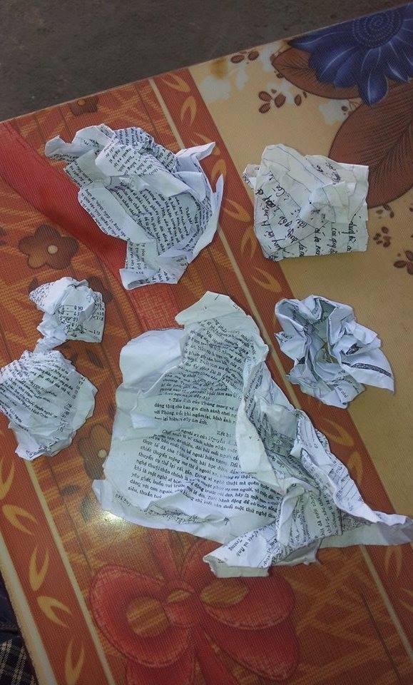 Thầy Đỗ Việt Khoa công bố hình ảnh học sinh quay cóp trong phòng thi